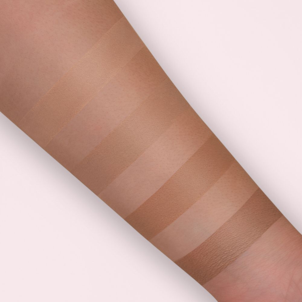 Le Mirage Fluid Foundation 02