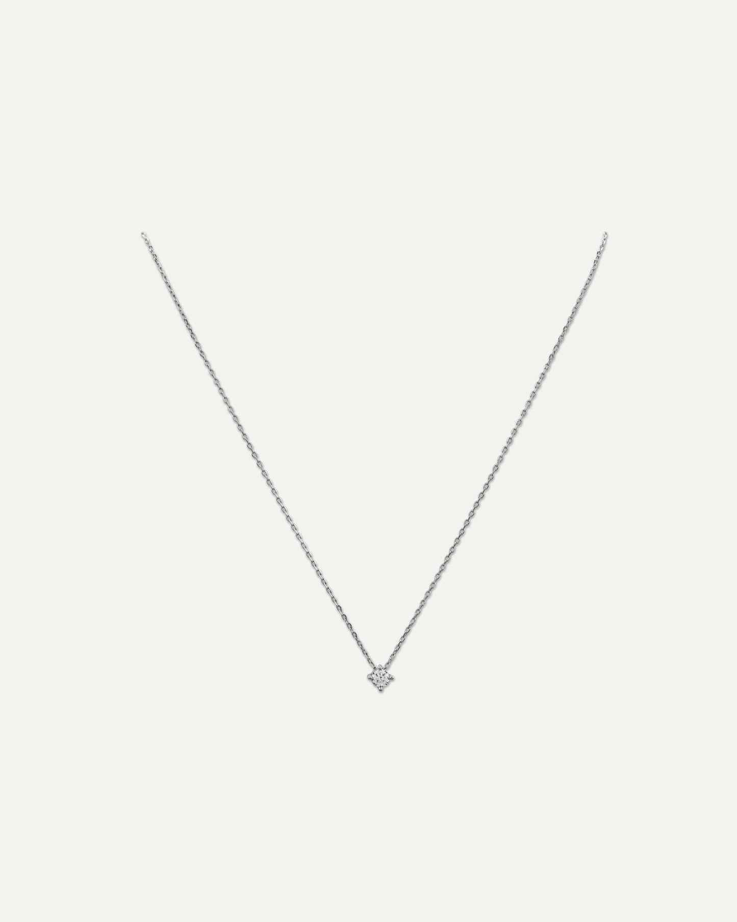 Collana Sveva Argento Collana a filo con punto luce.