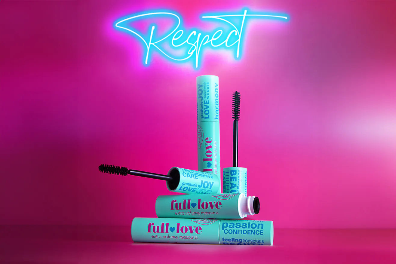 Mascara Full Love Extra volume e ciglia piene fino a 12 ore