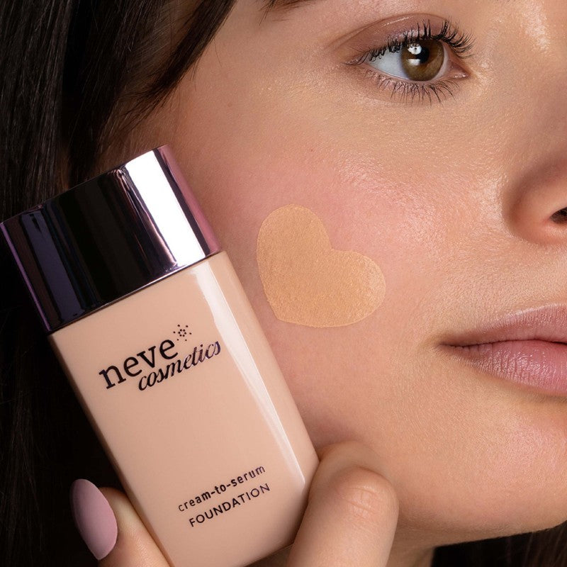 CREAM-TO-SERUM
Light Warm
Tonalità chiara dal sottotono caldo