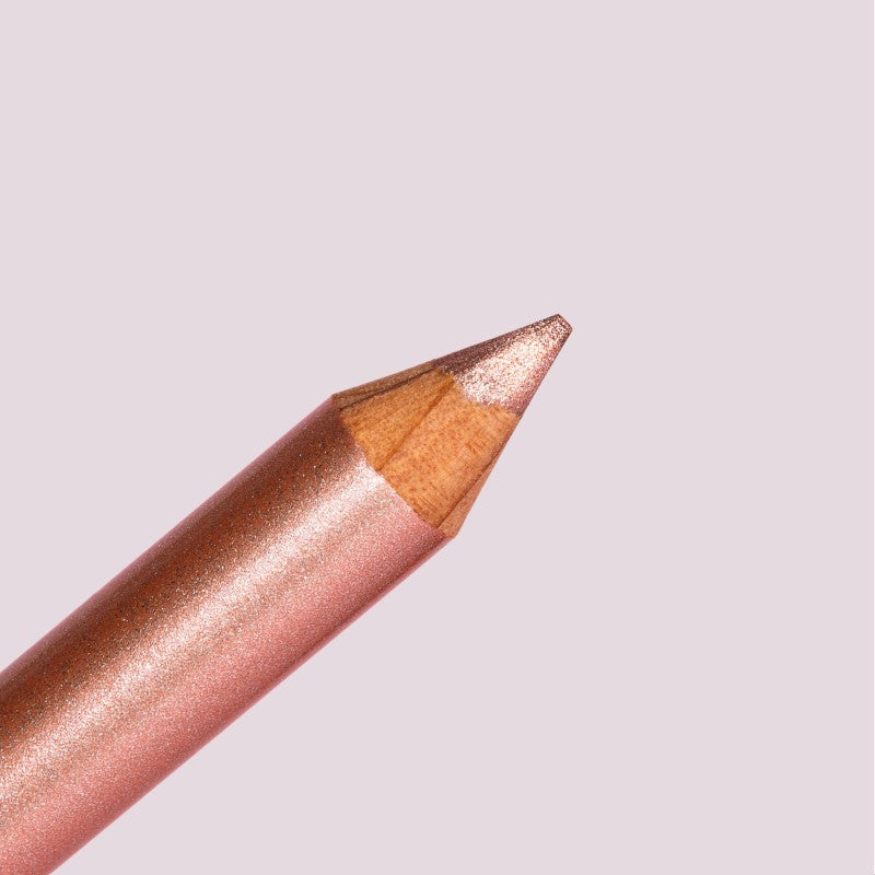 PASTELLO OCCHI Gioia
Brillante rosa beige metallico dal sottotono freddo.