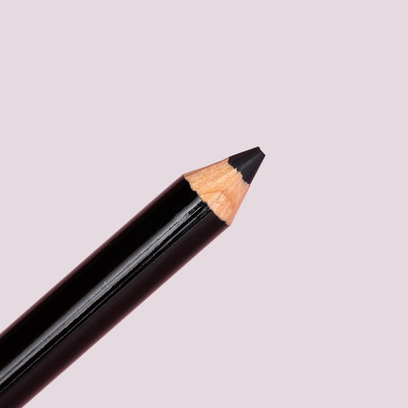 PASTELLO OCCHI Liquirizia Biomatita eyeliner e kajal color nero pieno dal finish opaco.